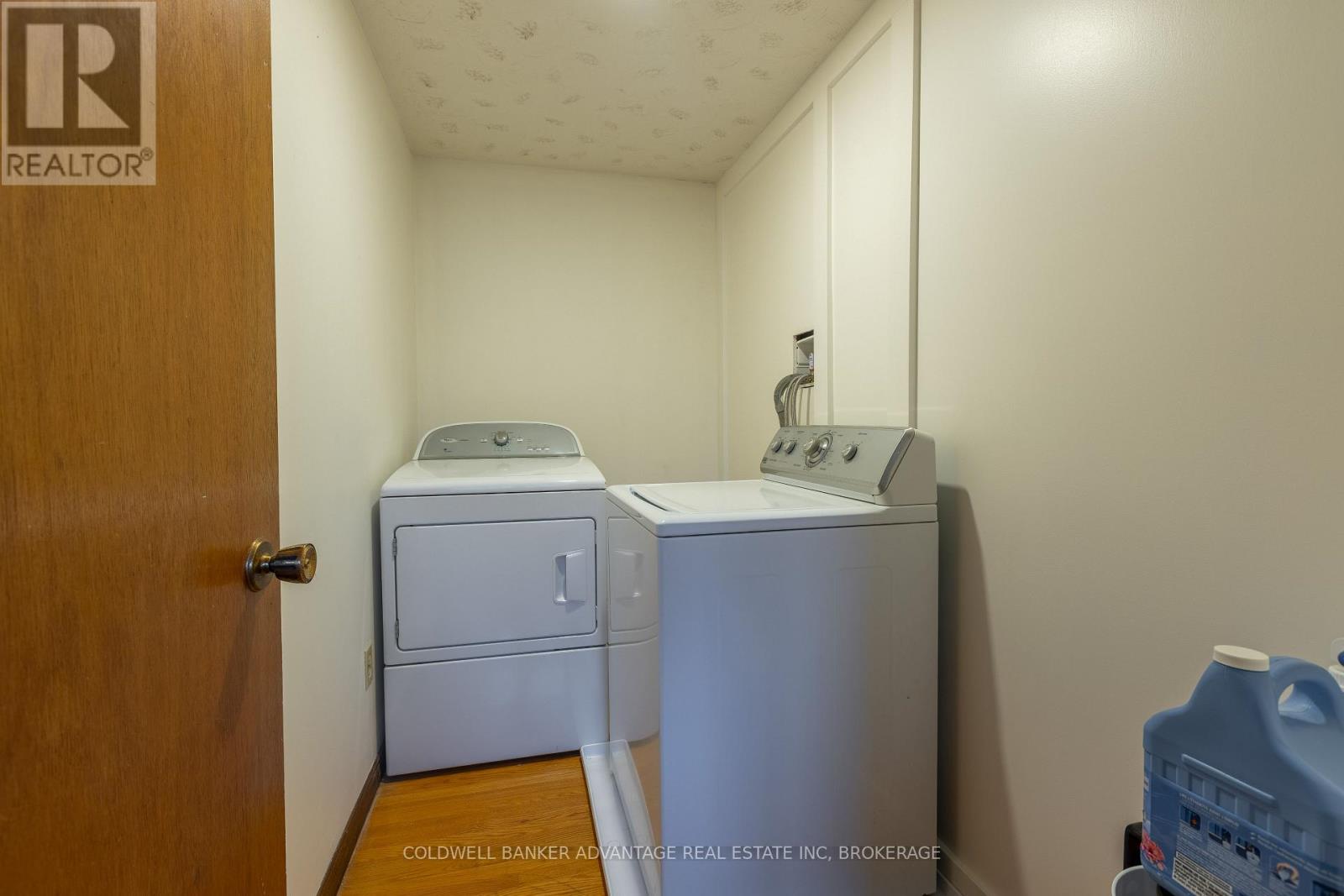 110 Garner Avenue, Welland, Ontario  L3B 2X9 - Photo 13 - X12341685