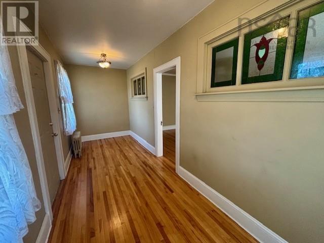 650 George Street, New Waterford, Nova Scotia  B1H 4E6 - Photo 18 - 202516358