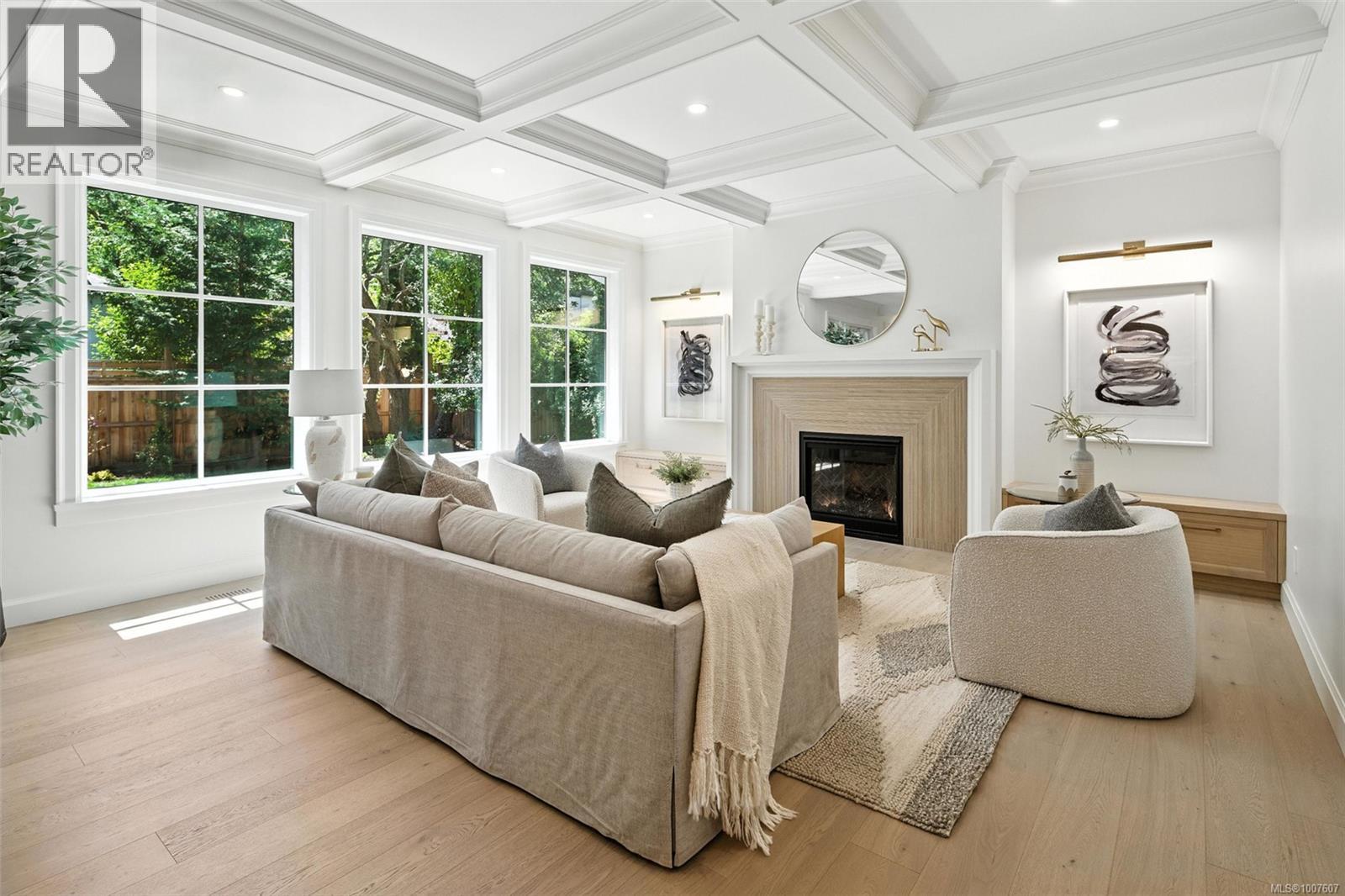 Property at 2377 Zela St image 3