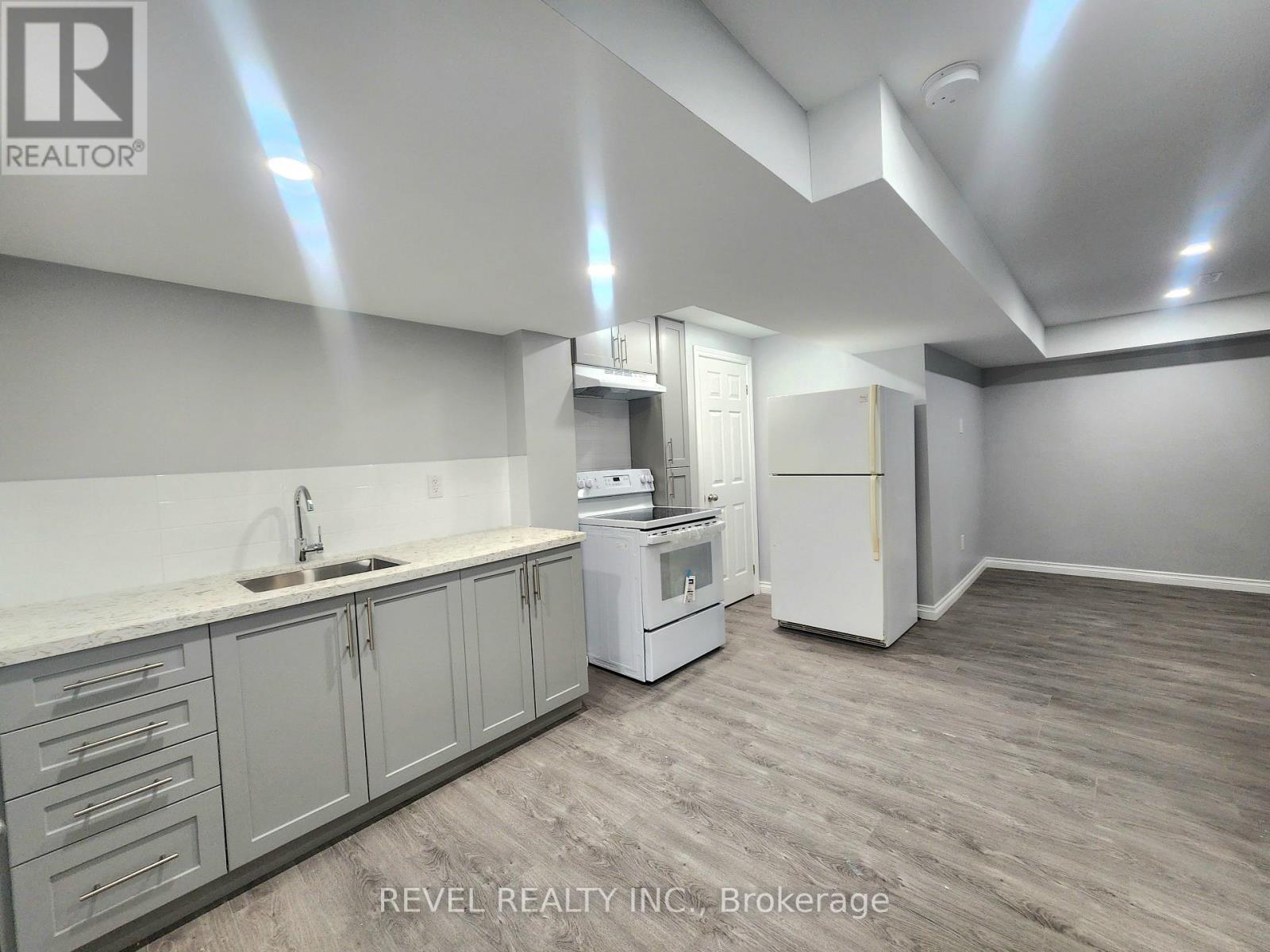 1405 Lyncroft Crescent, Oshawa, Ontario  L1K 2P4 - Photo 2 - E12341044