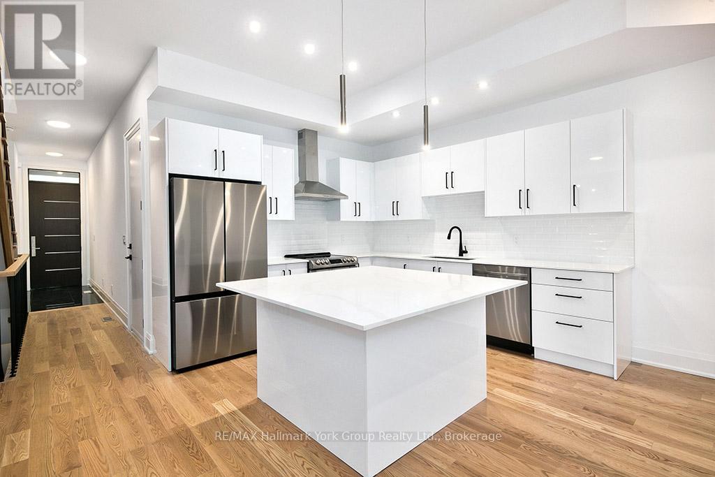 23 Waterview Lane, Blue Mountains, Ontario N0H 2P0 - Photo 17 - X12280517