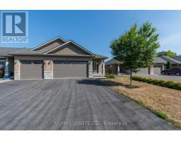 98 Spruce Gardens, Belleville (Belleville Ward), Ca
