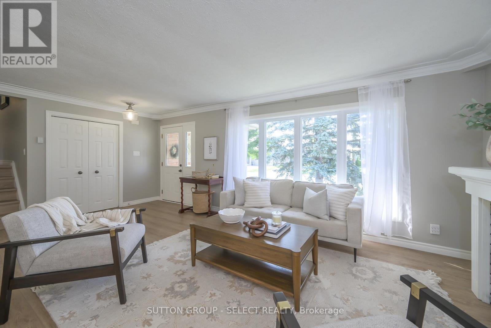 Property at 198 BYRON AVENUE image 5