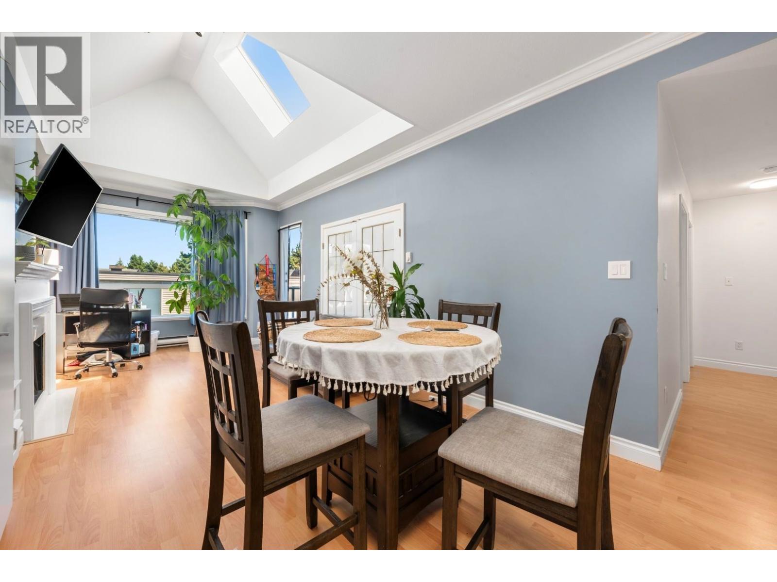308 8680 LANSDOWNE ROAD, Richmond, British Columbia