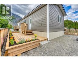 721 6th Avenue, keremeos, British Columbia