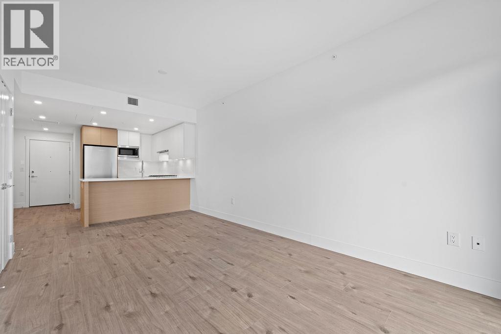 305 4788 Hastings Street, Burnaby, British Columbia  V5C 0P4 - Photo 5 - R3036082