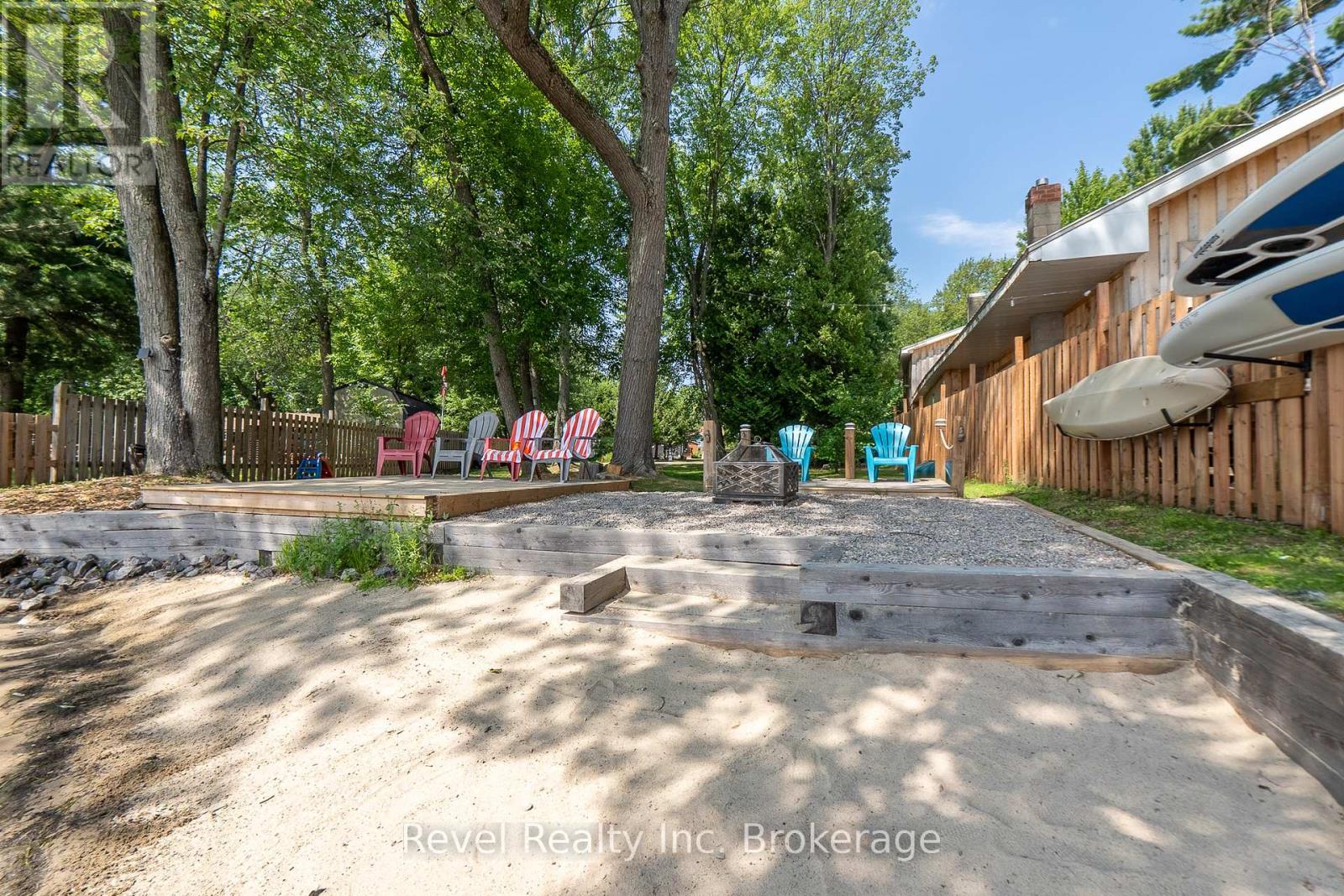 14 And 120-121 Mowat Crescent, North Bay, Ontario  P1A 1R5 - Photo 41 - X12338731