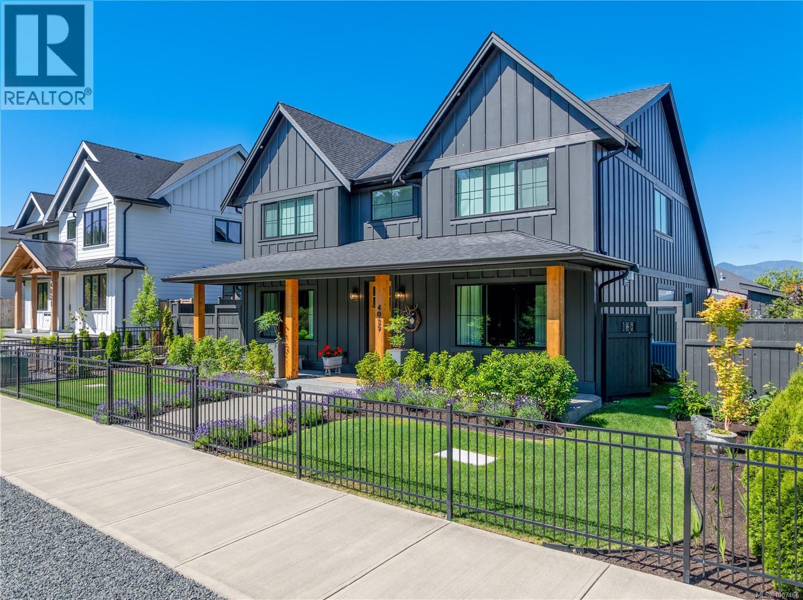 4029 Buckstone Rd, Courtenay, British Columbia