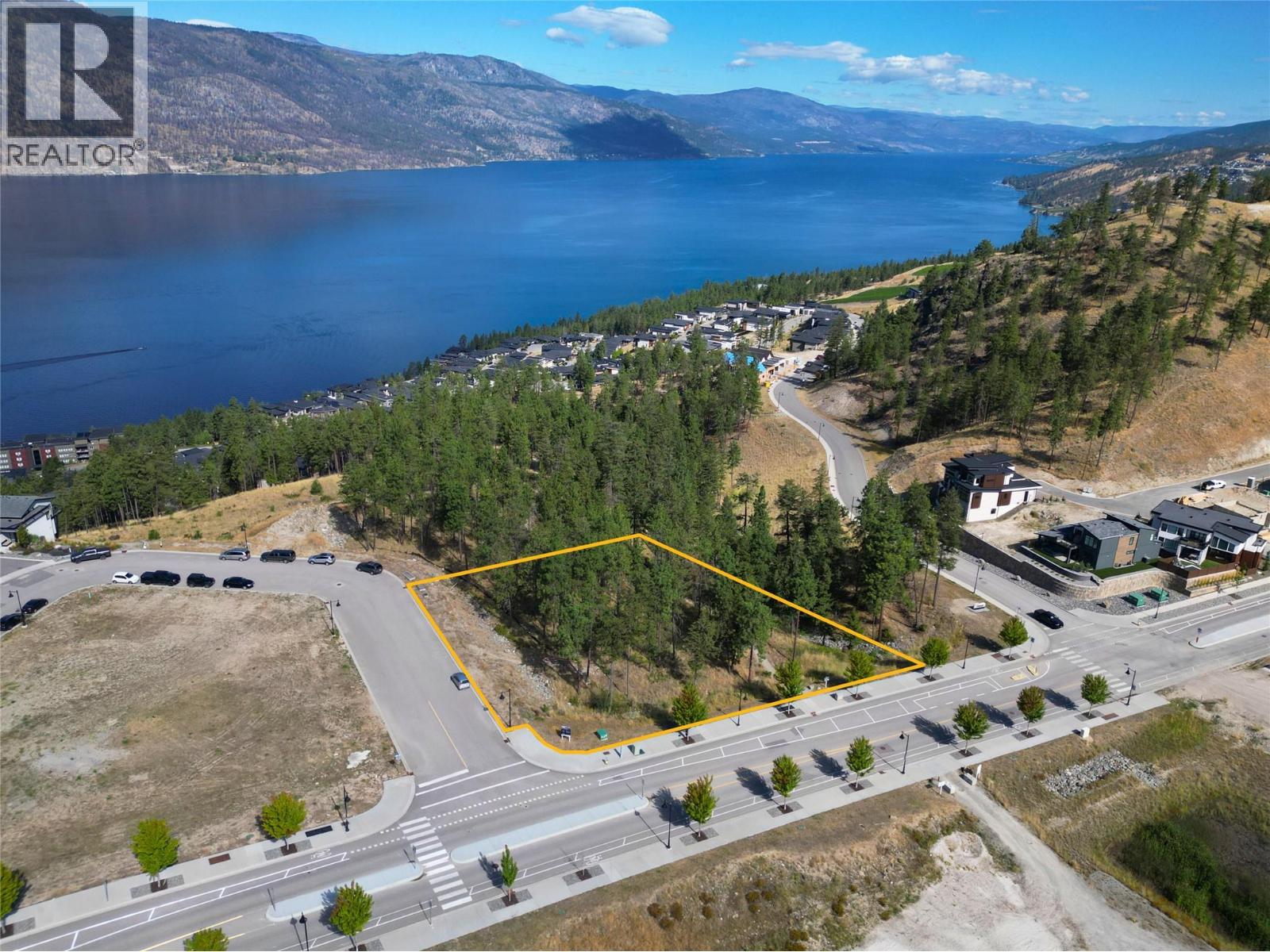 1810 Hilltop Crescent, Kelowna, British Columbia  V1V 2R1 - Photo 1 - 10359230