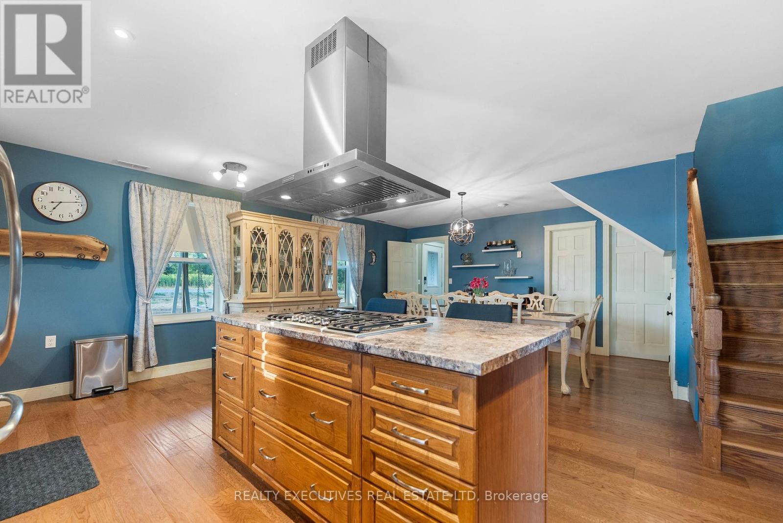 456 Millhaven Road N, Loyalist, Ontario  K0H 2H0 - Photo 11 - X12341756
