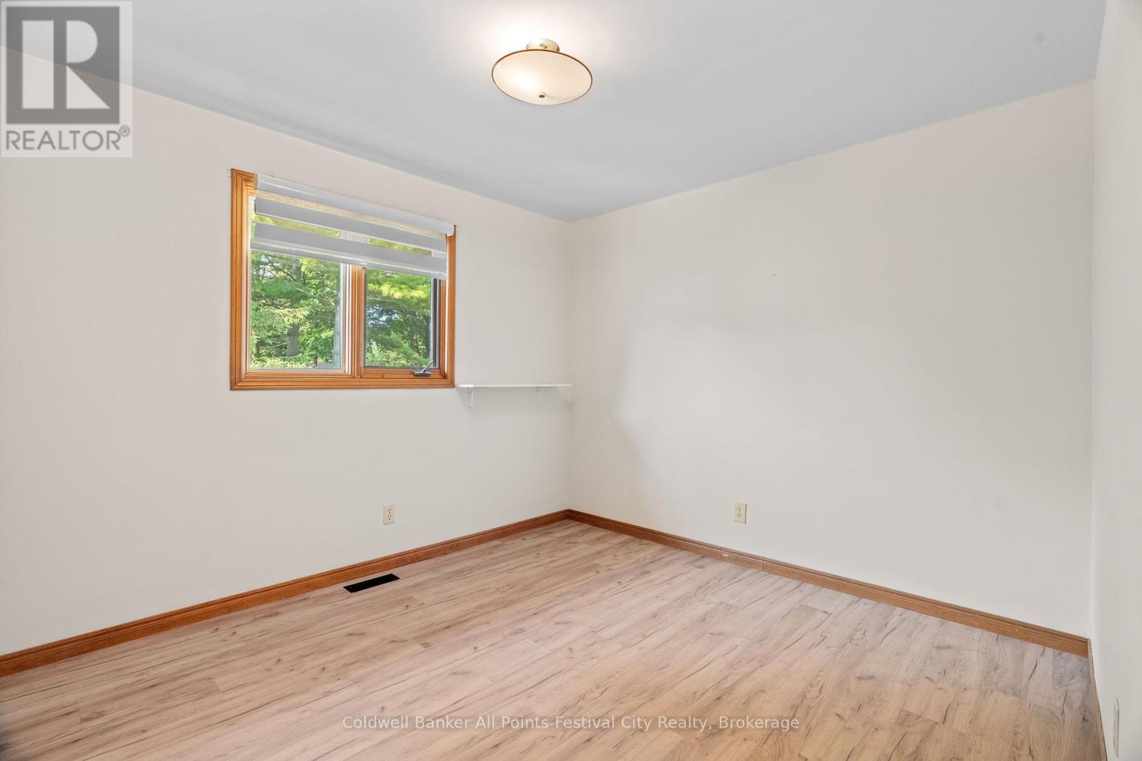 215 Bennett Street E, Goderich, Ontario  N7A 1A8 - Photo 20 - X12341704