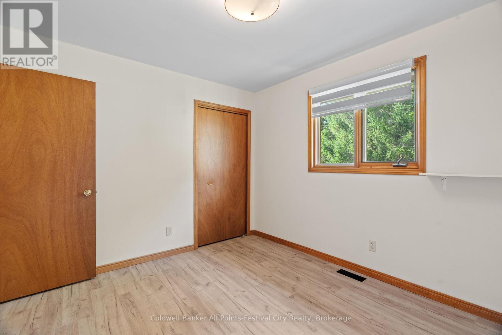 215 Bennett Street E, Goderich, Ontario  N7A 1A8 - Photo 21 - X12341704