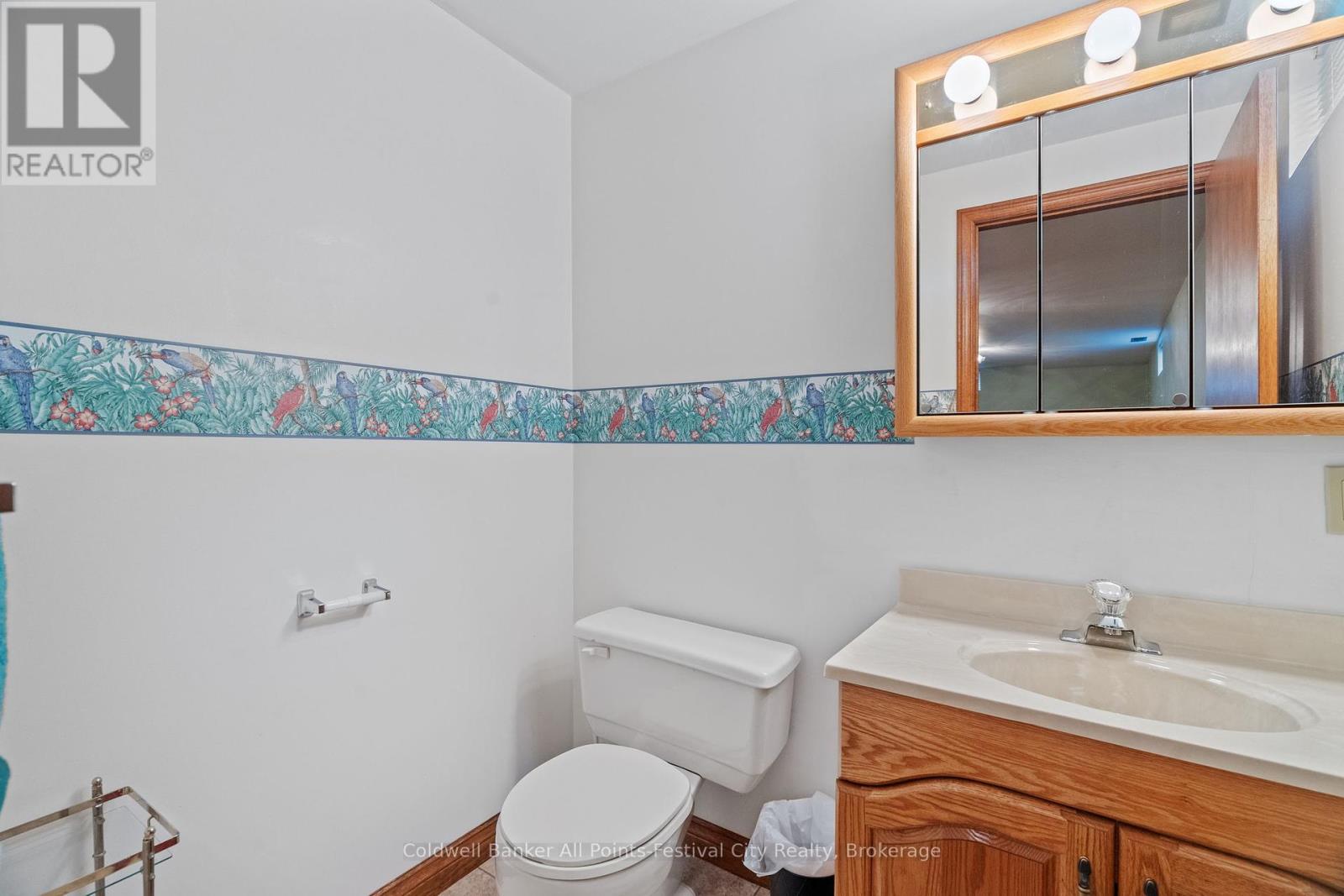 215 Bennett Street E, Goderich, Ontario  N7A 1A8 - Photo 28 - X12341704