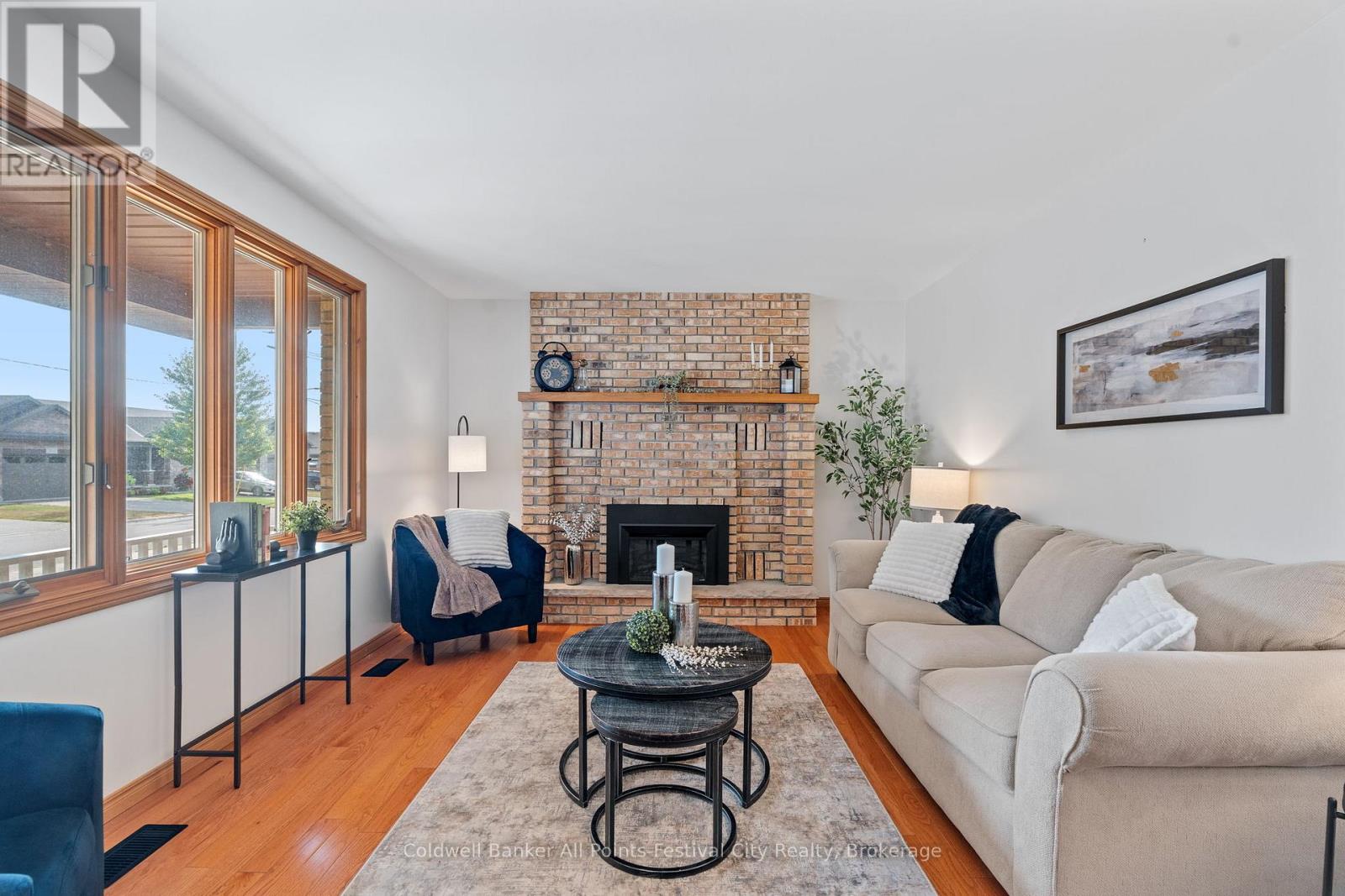215 Bennett Street E, Goderich, Ontario  N7A 1A8 - Photo 7 - X12341704