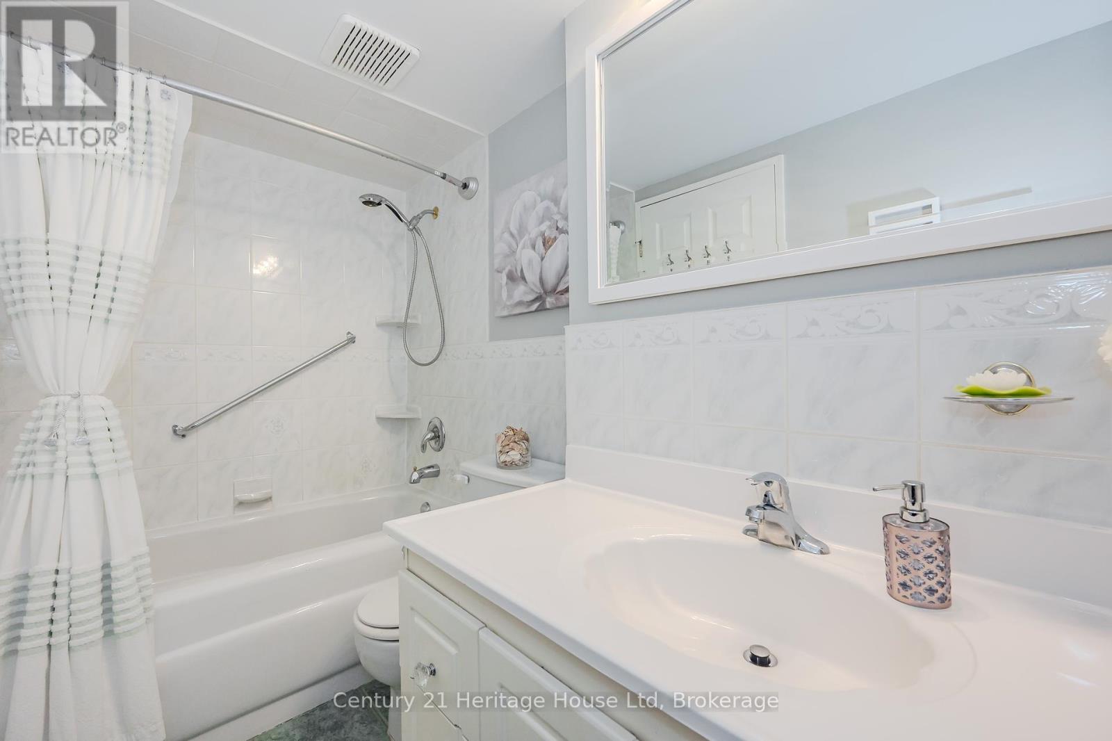 306 - 93 Westwood Road, Guelph, Ontario  N1H 7J7 - Photo 21 - X12341707
