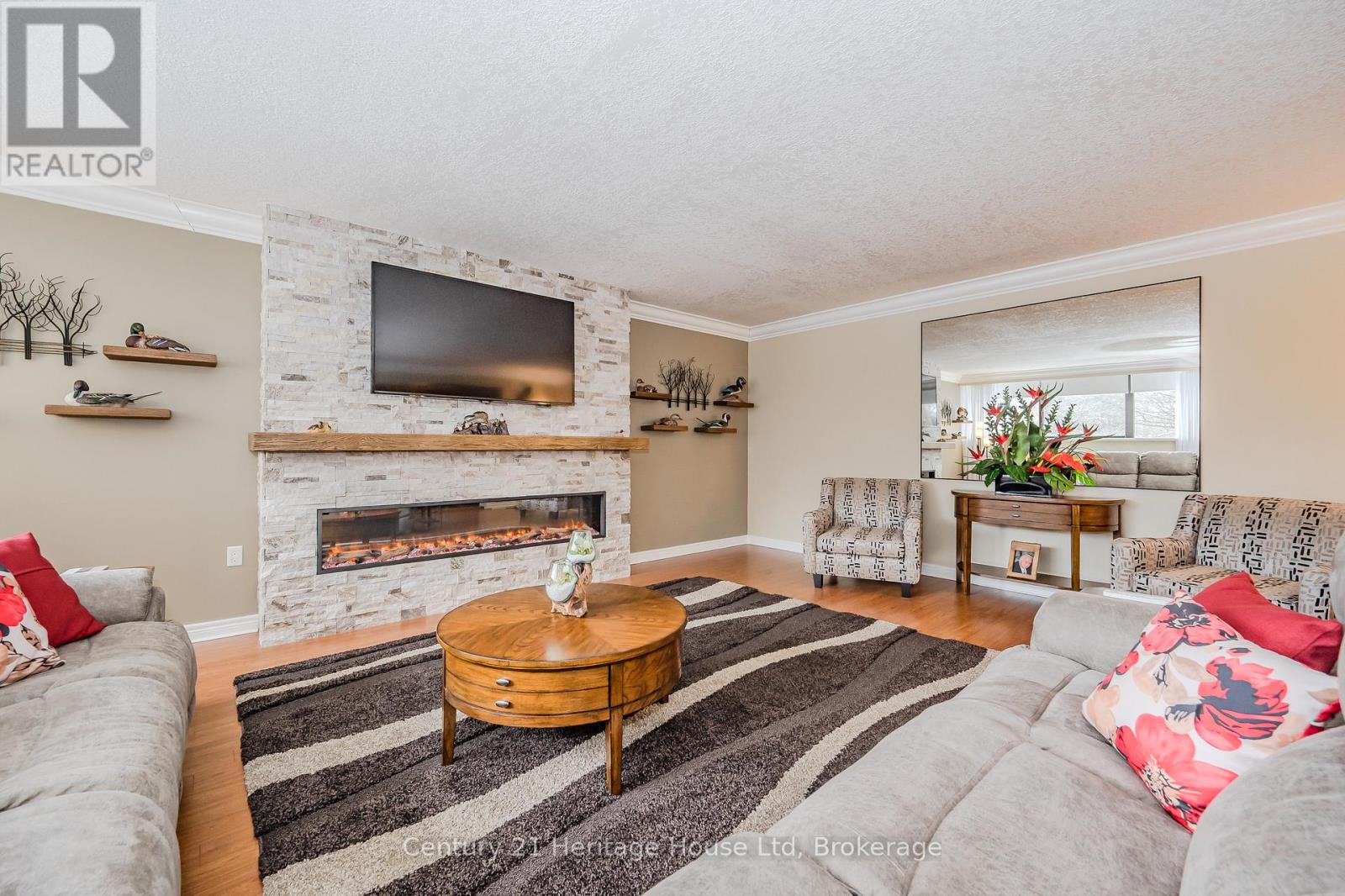 306 - 93 Westwood Road, Guelph, Ontario  N1H 7J7 - Photo 7 - X12341707