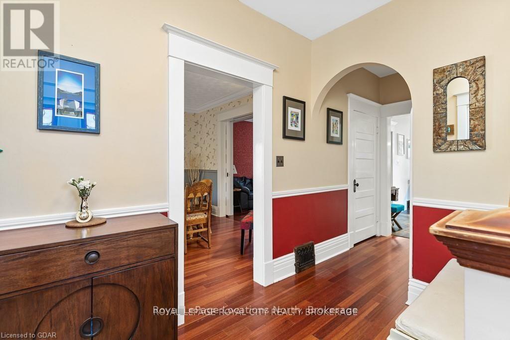 Property at 627 ERAMOSA ROAD image 3