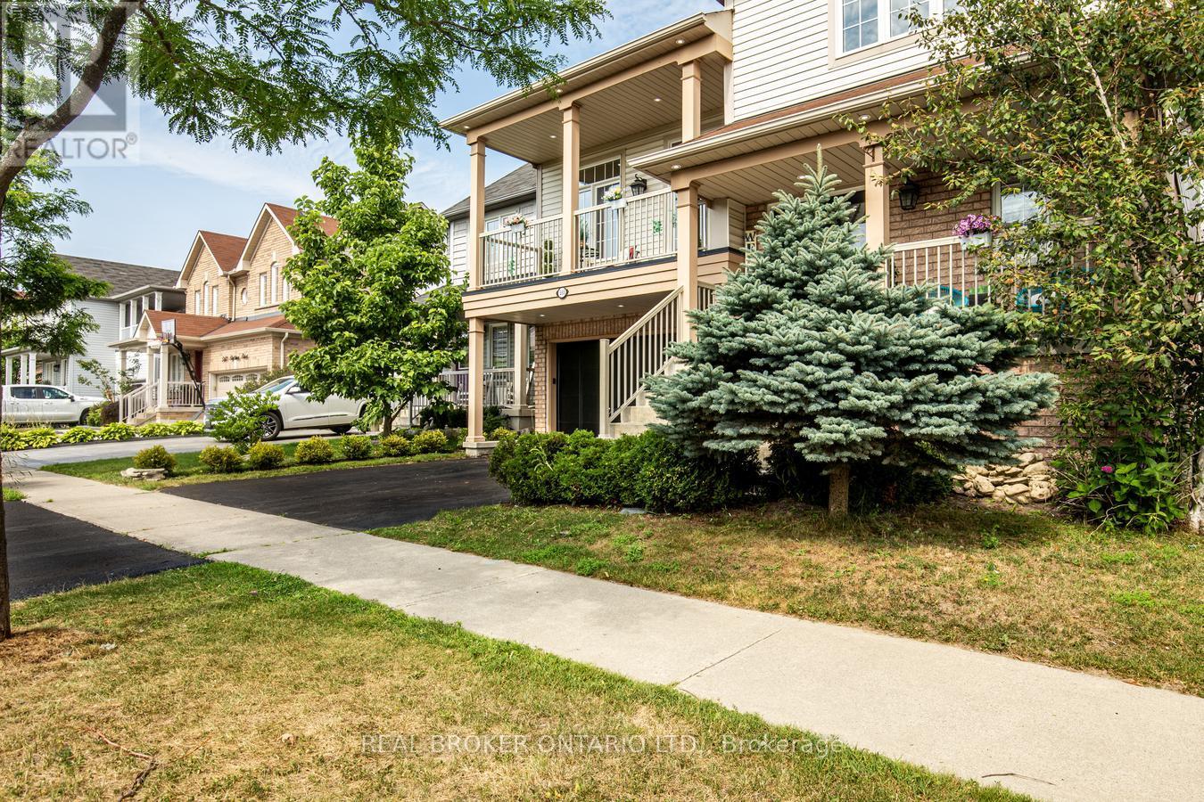 Property at 555 SHAFTSBURY STREET image 3
