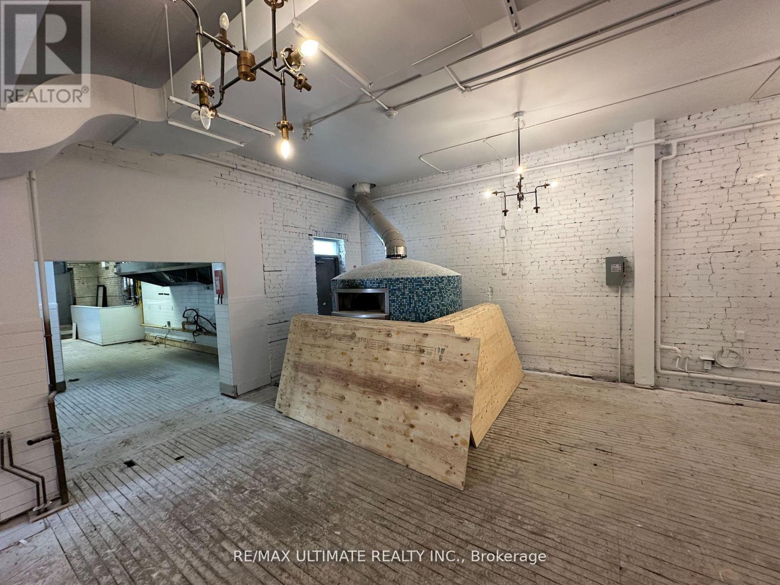 1501 Gerrard Street E, Toronto, Ontario  M4L 2A4 - Photo 13 - E12341542