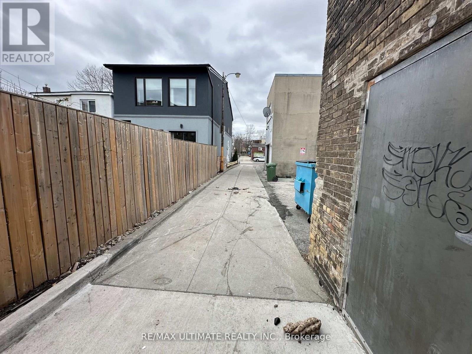 1501 Gerrard Street E, Toronto, Ontario  M4L 2A4 - Photo 31 - E12341542
