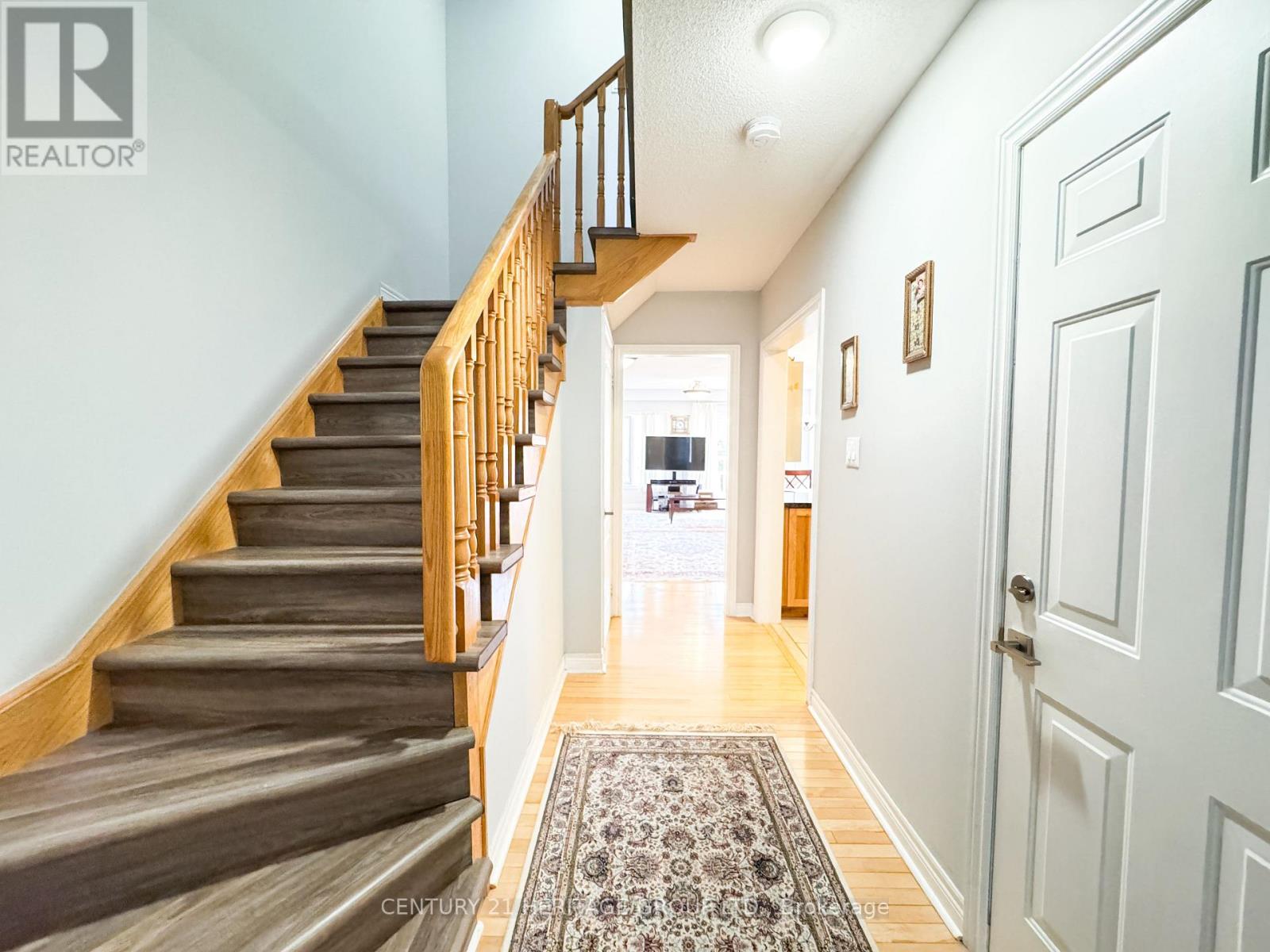 47 Christephen Crescent, Richmond Hill (Rouge Woods), Ontario  L4S 2S6 - Photo 3 - N12341307