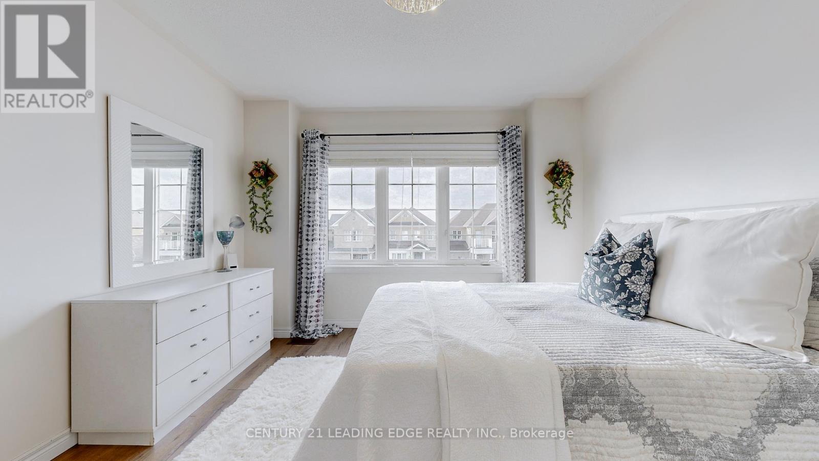 6 Kellington Trail, Whitchurch-Stouffville (Stouffville), Ontario  L4A 7X3 - Photo 33 - N12341472