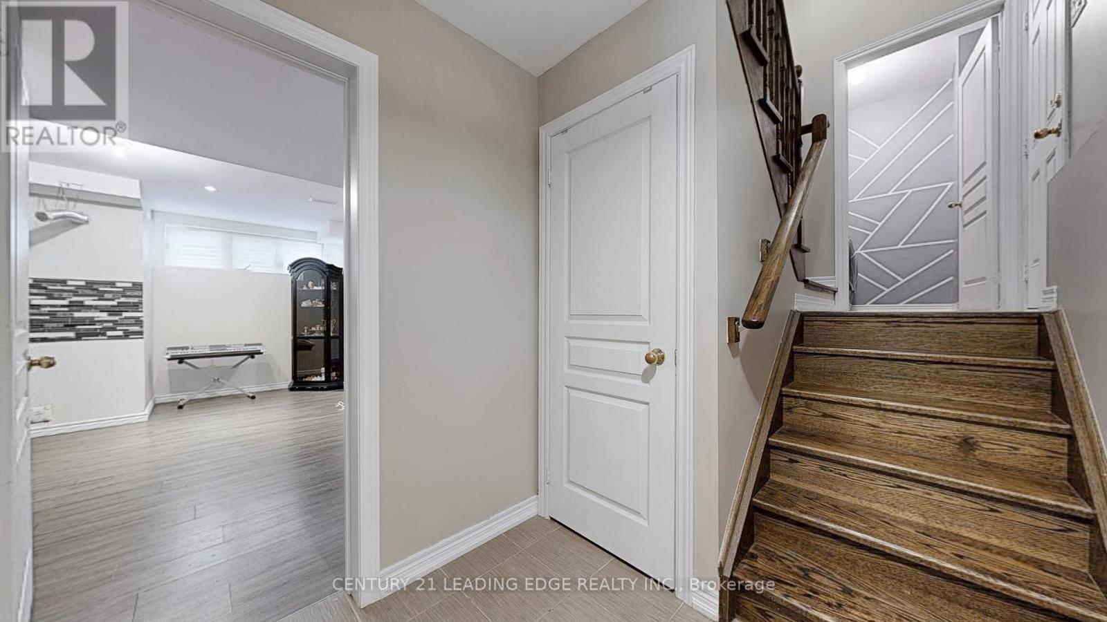 6 Kellington Trail, Whitchurch-Stouffville (Stouffville), Ontario  L4A 7X3 - Photo 41 - N12341472