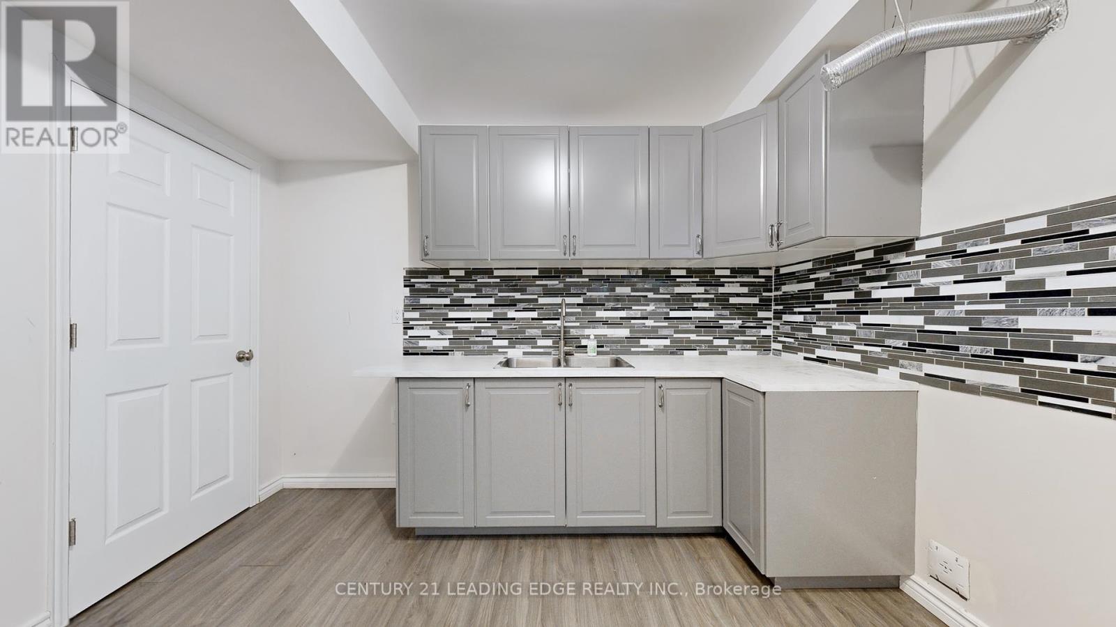 6 Kellington Trail, Whitchurch-Stouffville (Stouffville), Ontario  L4A 7X3 - Photo 43 - N12341472