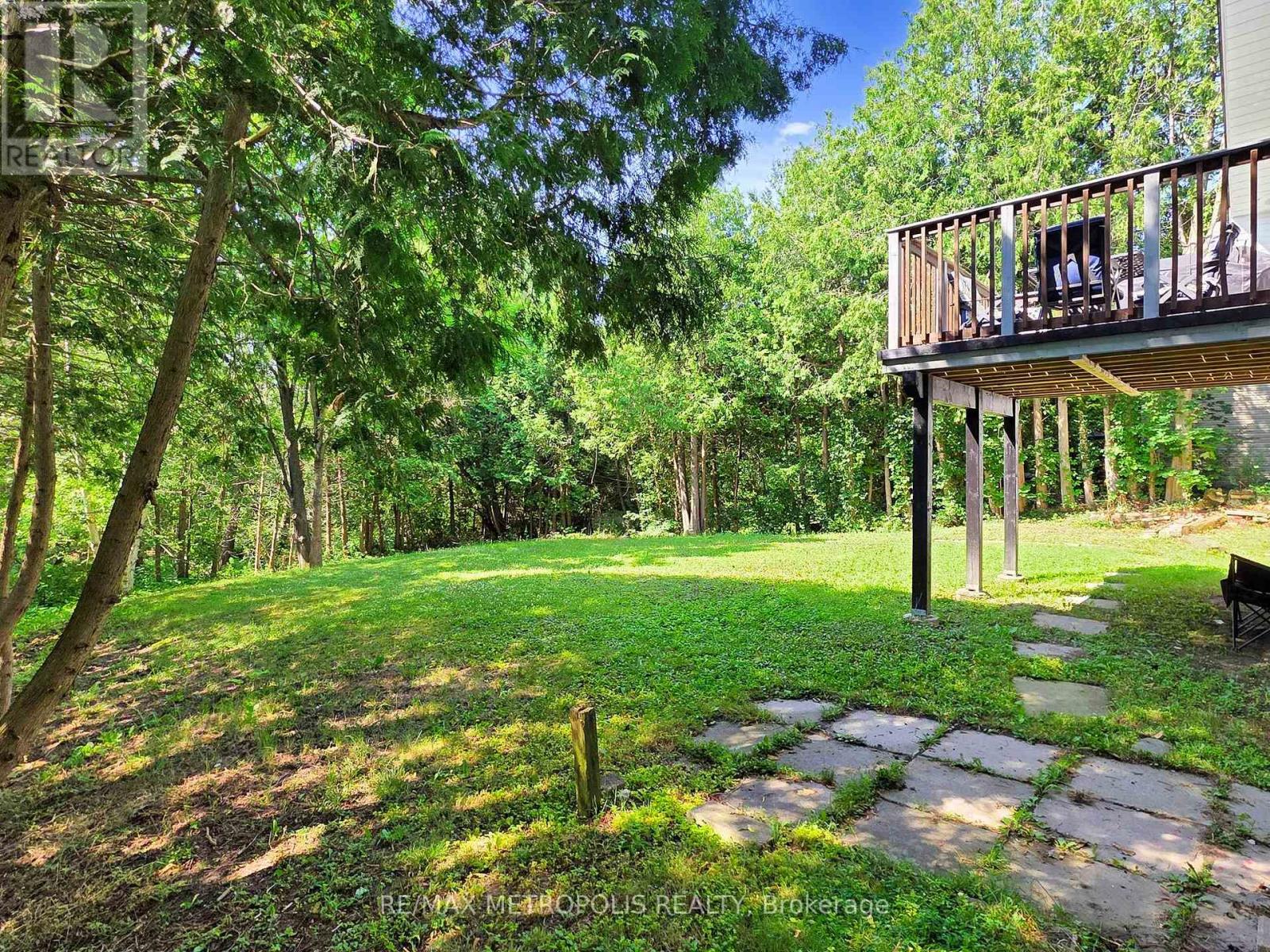 1000 Elgin Street, Newmarket (Huron Heights-Leslie Valley), Ontario  L3Y 3C1 - Photo 40 - N12341681