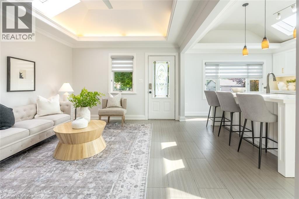 Property at 66 COOK Street image 5