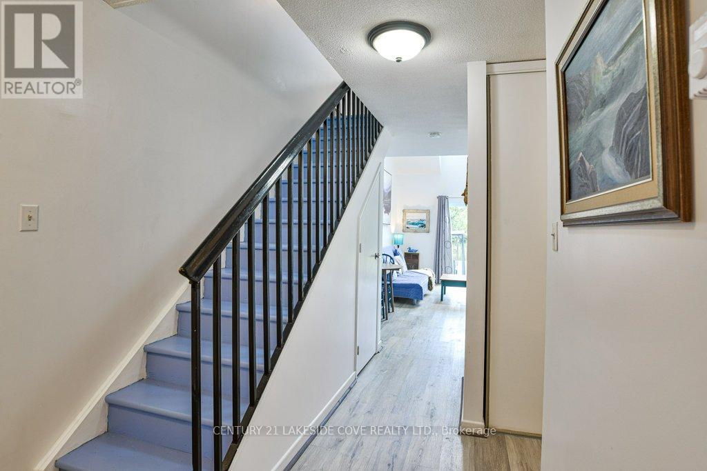 10 - 81 Laguna Parkway S, Ramara, Ontario  L0K 1B0 - Photo 5 - S12341413