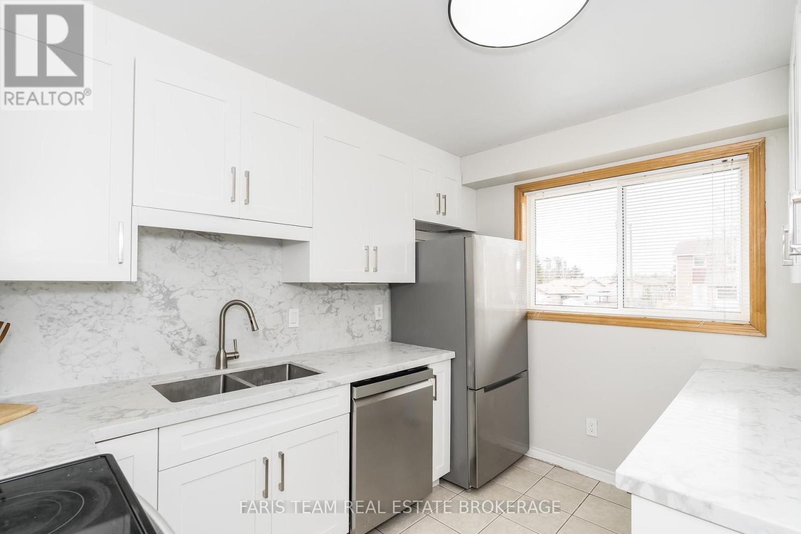 Property at 9 CHRISTIE CRESCENT image 3