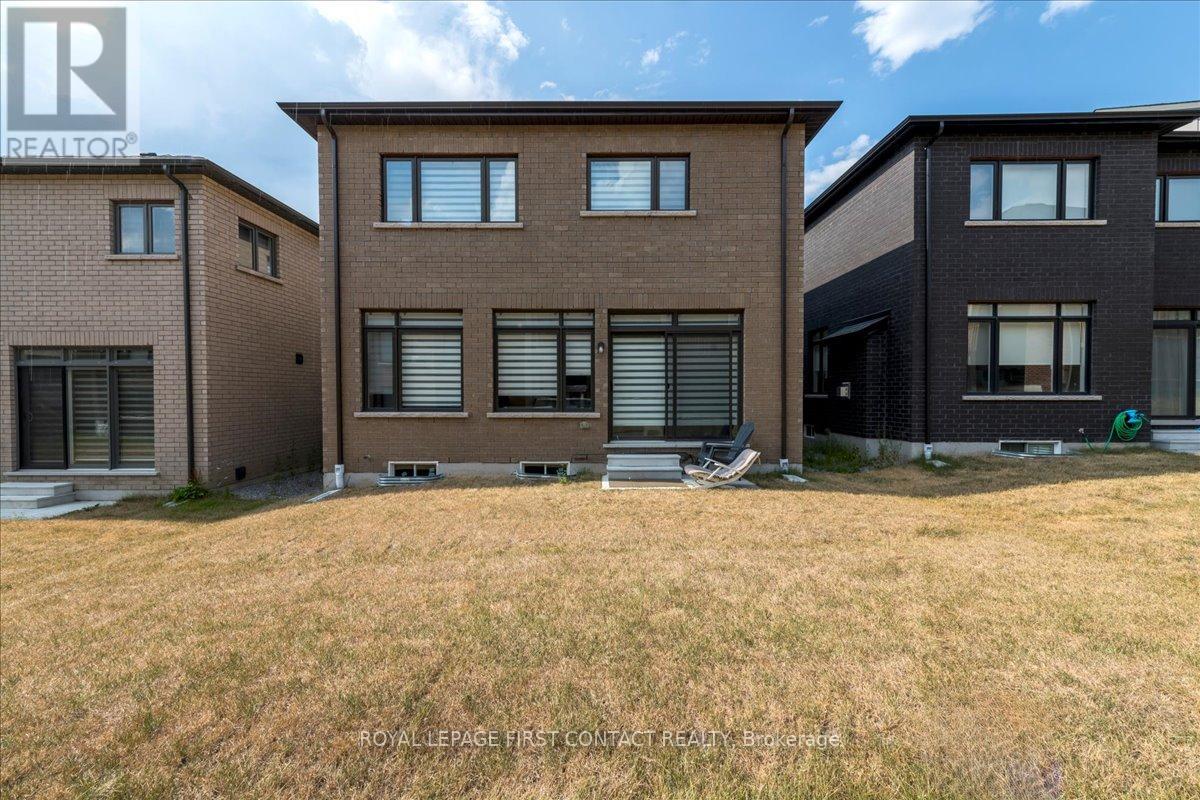 11 Calypso Avenue, Springwater (Midhurst), Ontario  L9X 2E1 - Photo 20 - S12341568
