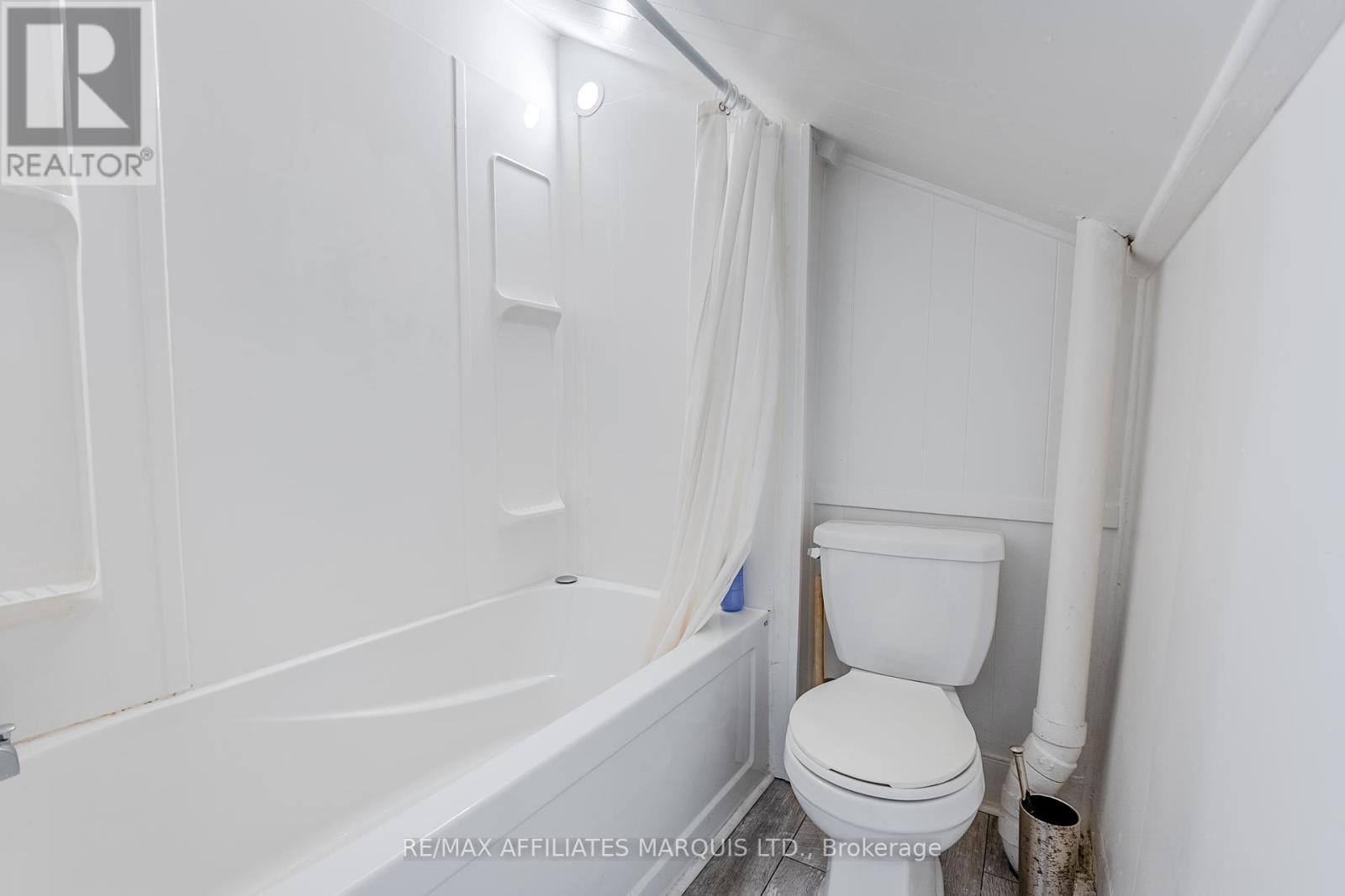 52 Elm Street, South Stormont, Ontario  K0C 1R0 - Photo 20 - X12341747