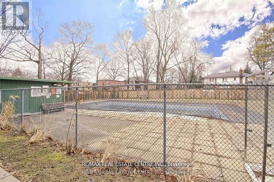504 - 3621 Lakeshore Boulevard, Toronto (Long Branch), Ontario  M9W 4W1 - Photo 30 - W12341344