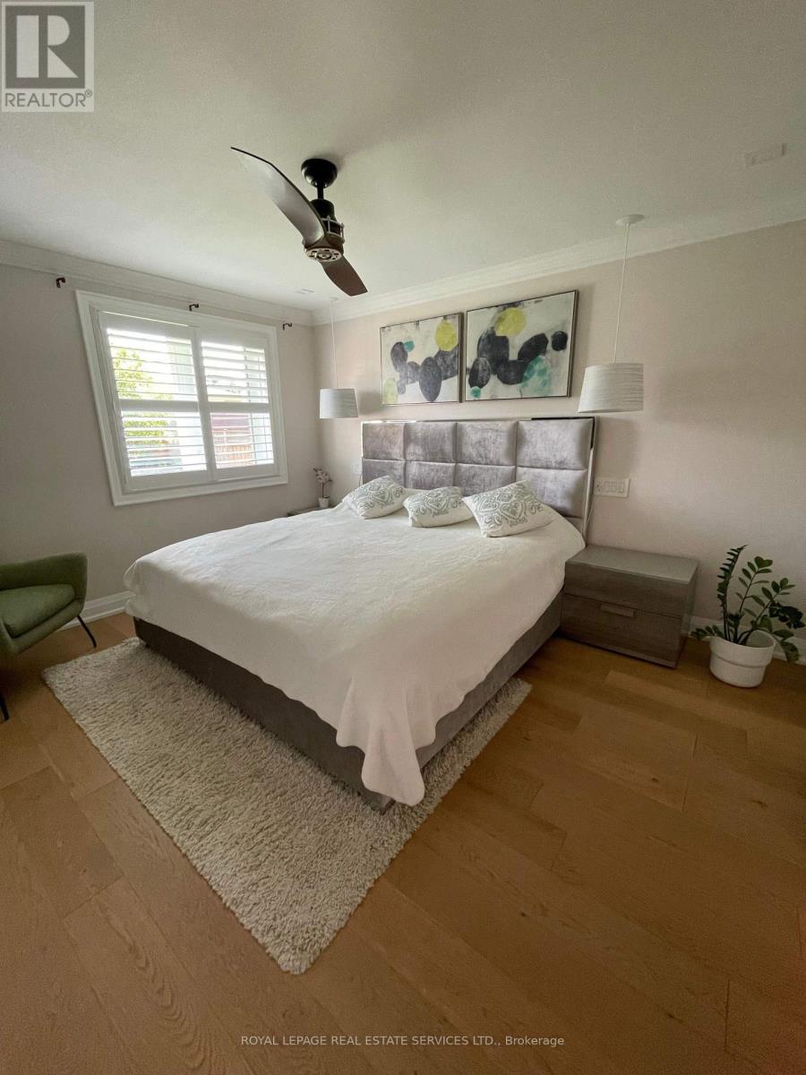12 Warlingham Court, Toronto, Ontario  M9C 3K3 - Photo 17 - W12341402