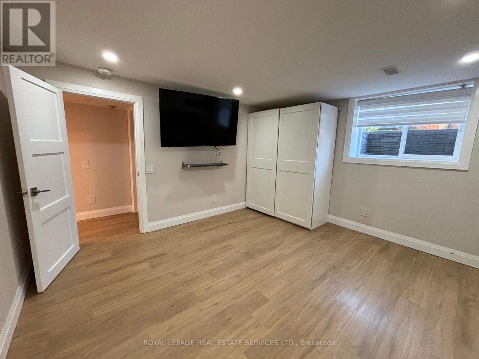 12 Warlingham Court, Toronto, Ontario  M9C 3K3 - Photo 25 - W12341402