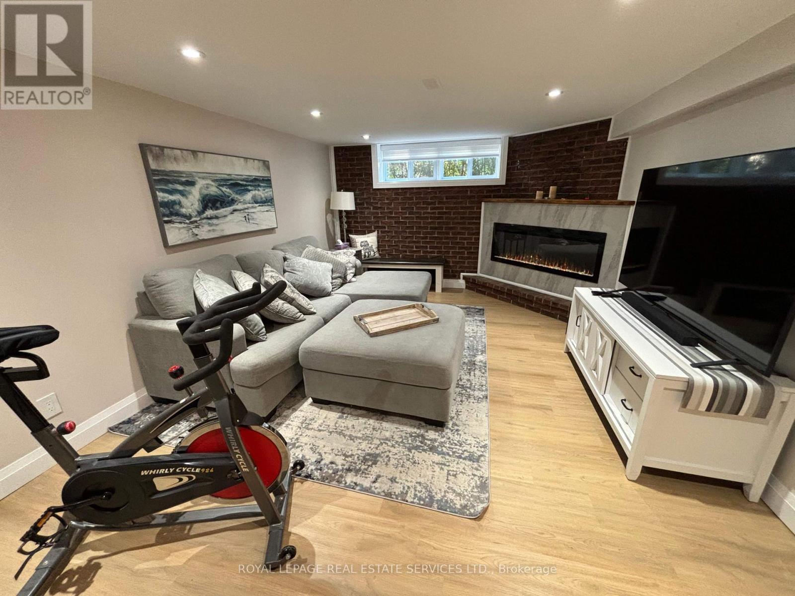 12 Warlingham Court, Toronto, Ontario  M9C 3K3 - Photo 26 - W12341402