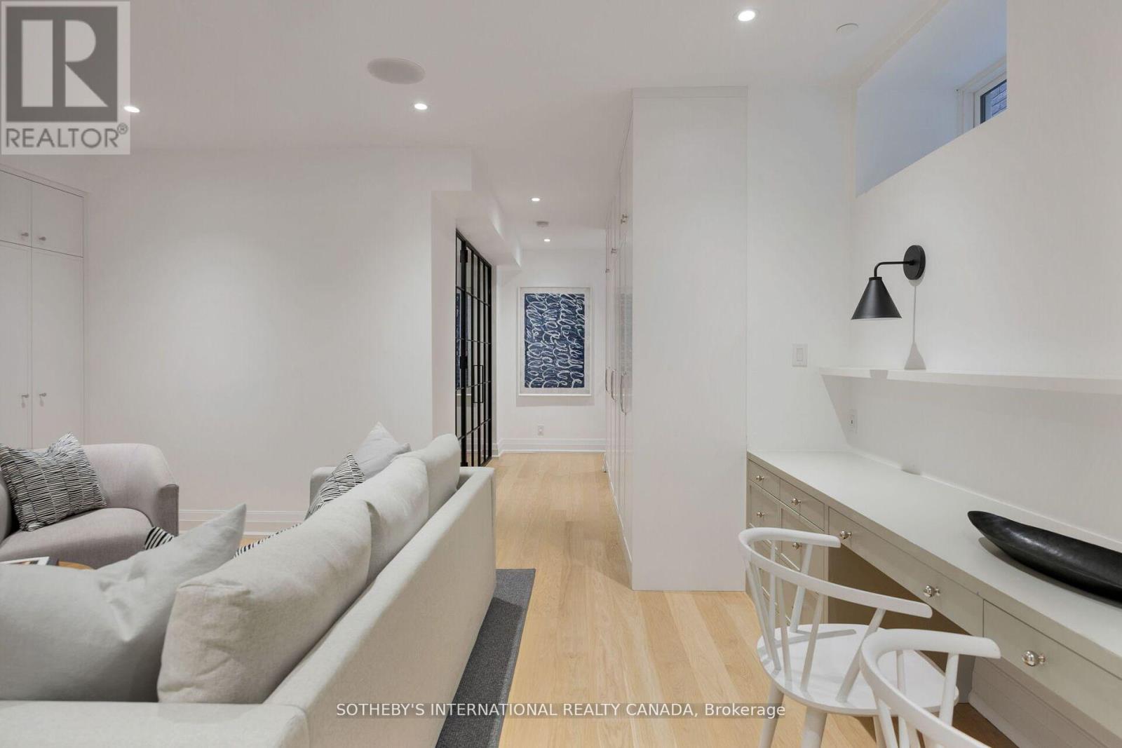 12 Hewitt Avenue, Toronto (High Park-Swansea), Ontario  M6R 1Y3 - Photo 33 - W12341576