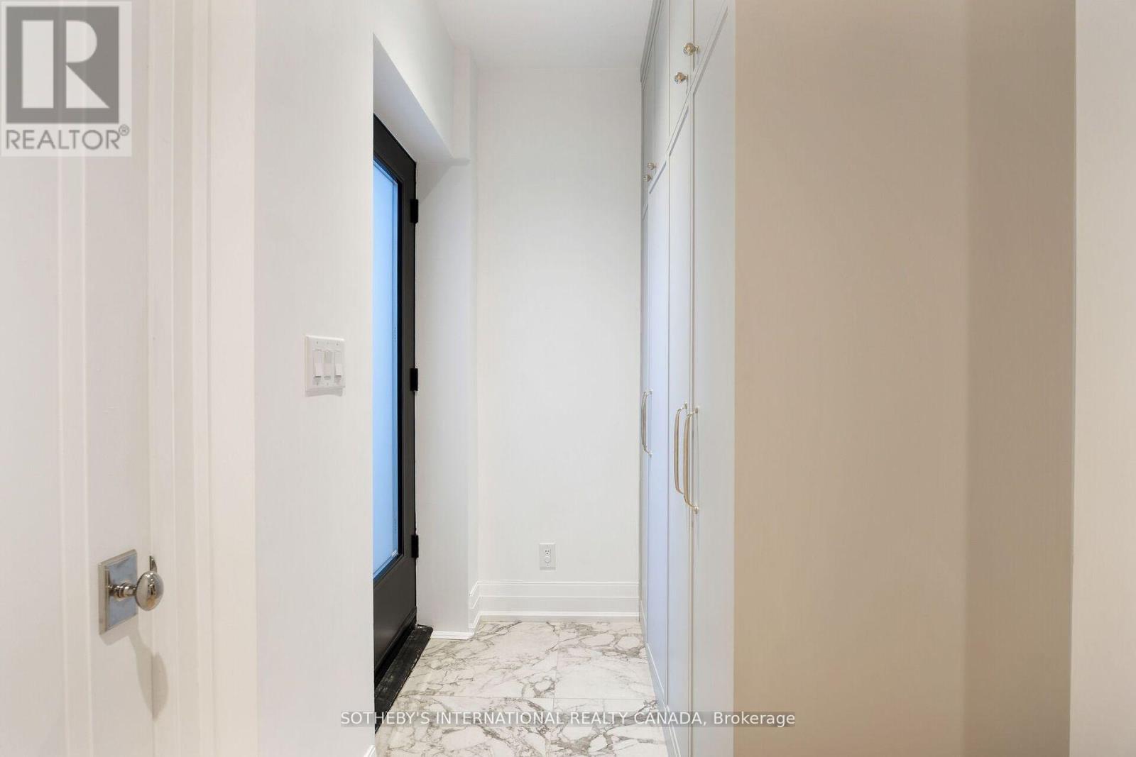 12 Hewitt Avenue, Toronto (High Park-Swansea), Ontario  M6R 1Y3 - Photo 44 - W12341576