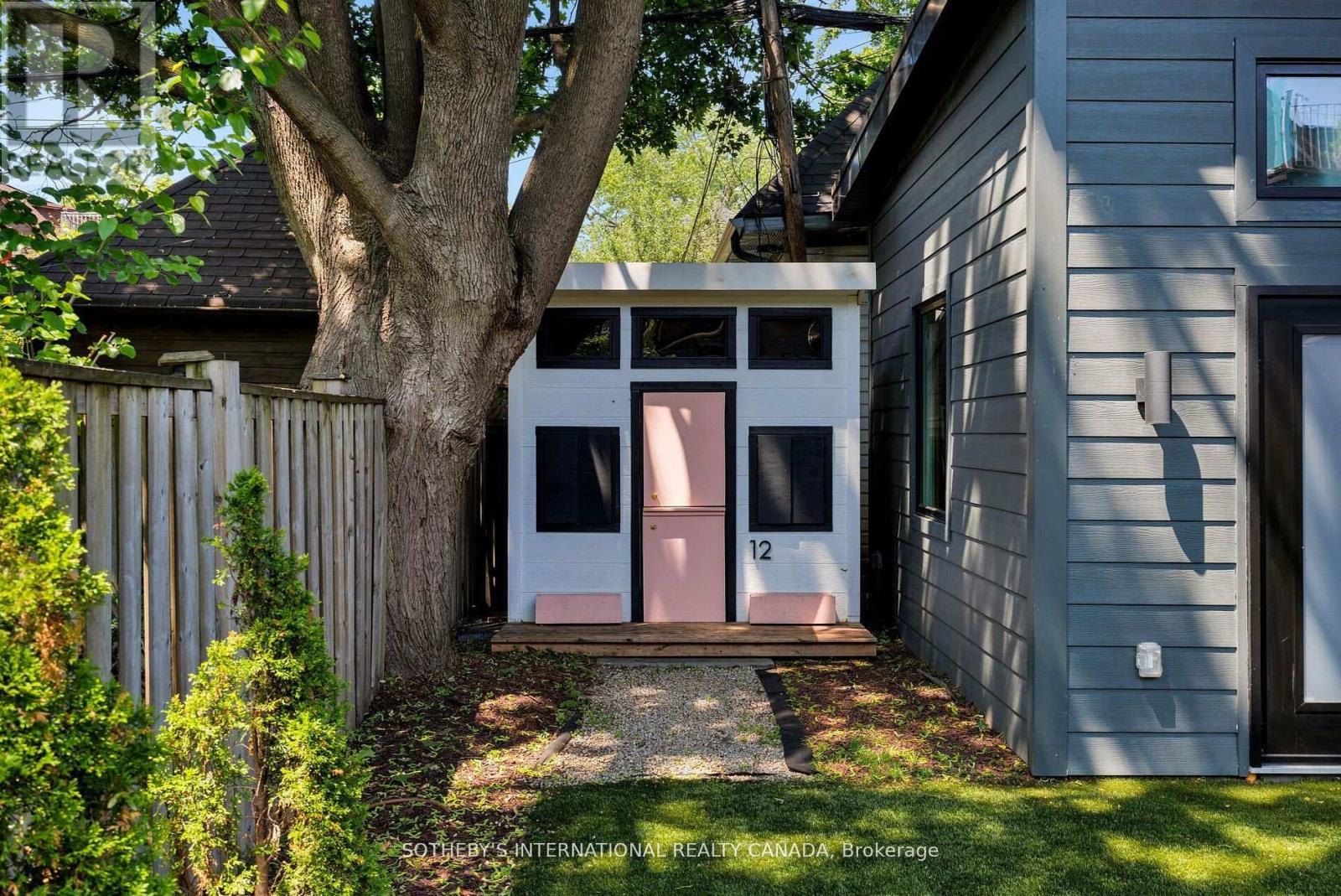 12 Hewitt Avenue, Toronto (High Park-Swansea), Ontario  M6R 1Y3 - Photo 47 - W12341576
