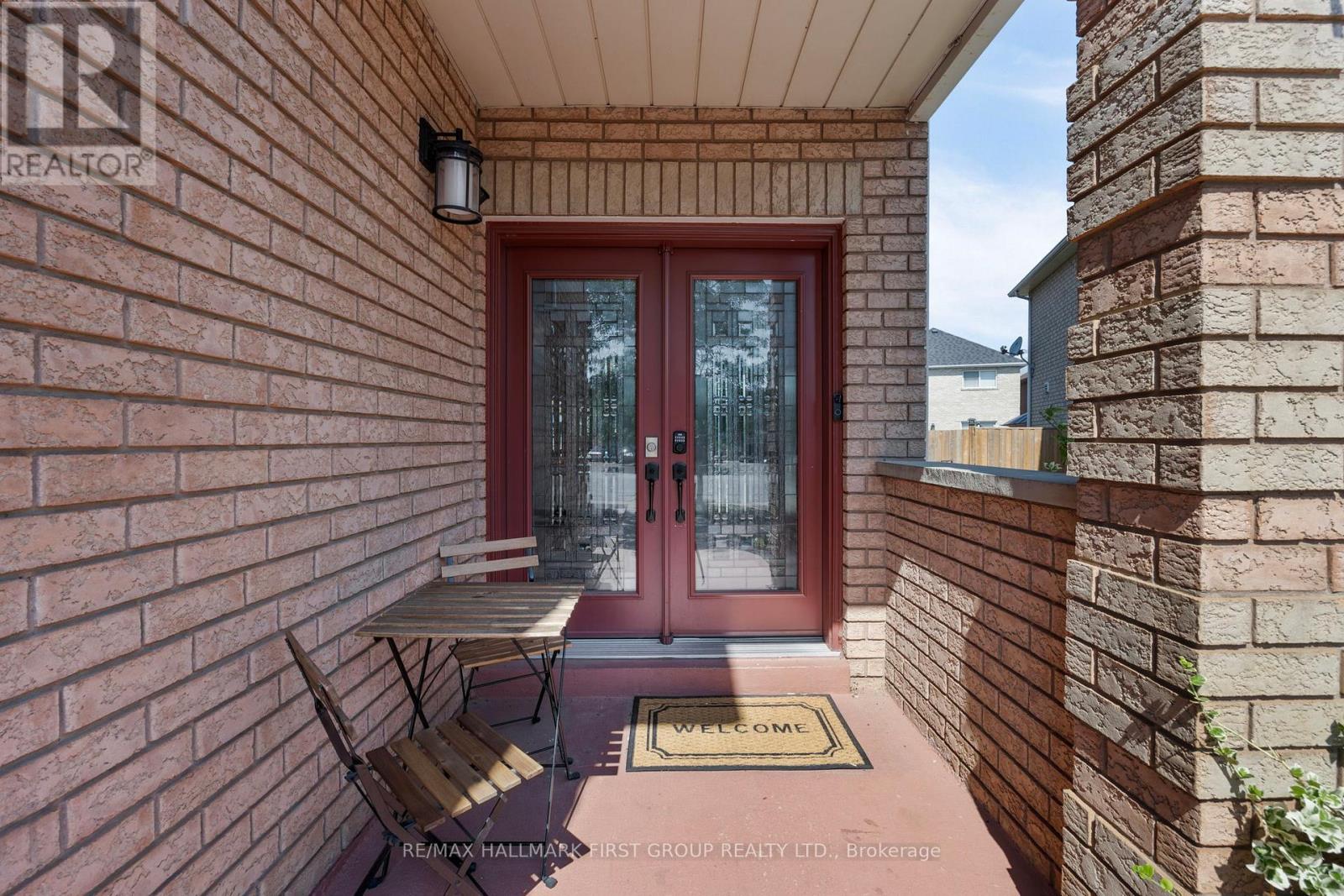 41 Silo Court, Brampton (Fletcher's Creek Village), Ontario  L6X 4S5 - Photo 4 - W12341608