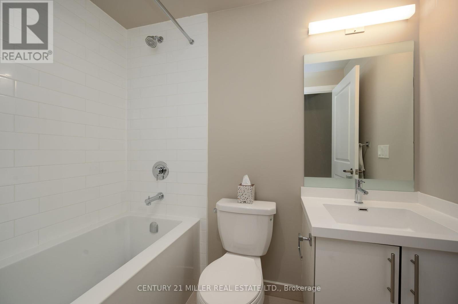 1103 - 55 Speers Road, Oakville (Qe Queen Elizabeth), Ontario  L6K 0H9 - Photo 14 - W12341615