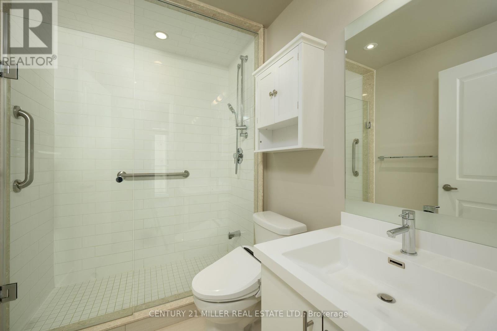 1103 - 55 Speers Road, Oakville (Qe Queen Elizabeth), Ontario  L6K 0H9 - Photo 9 - W12341615