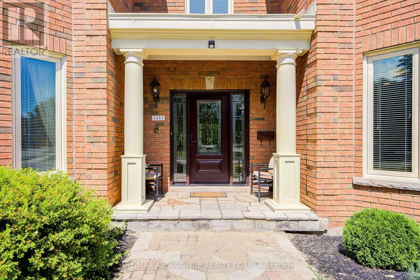 Property at 1471 THE LINKS DRIVE image 3
