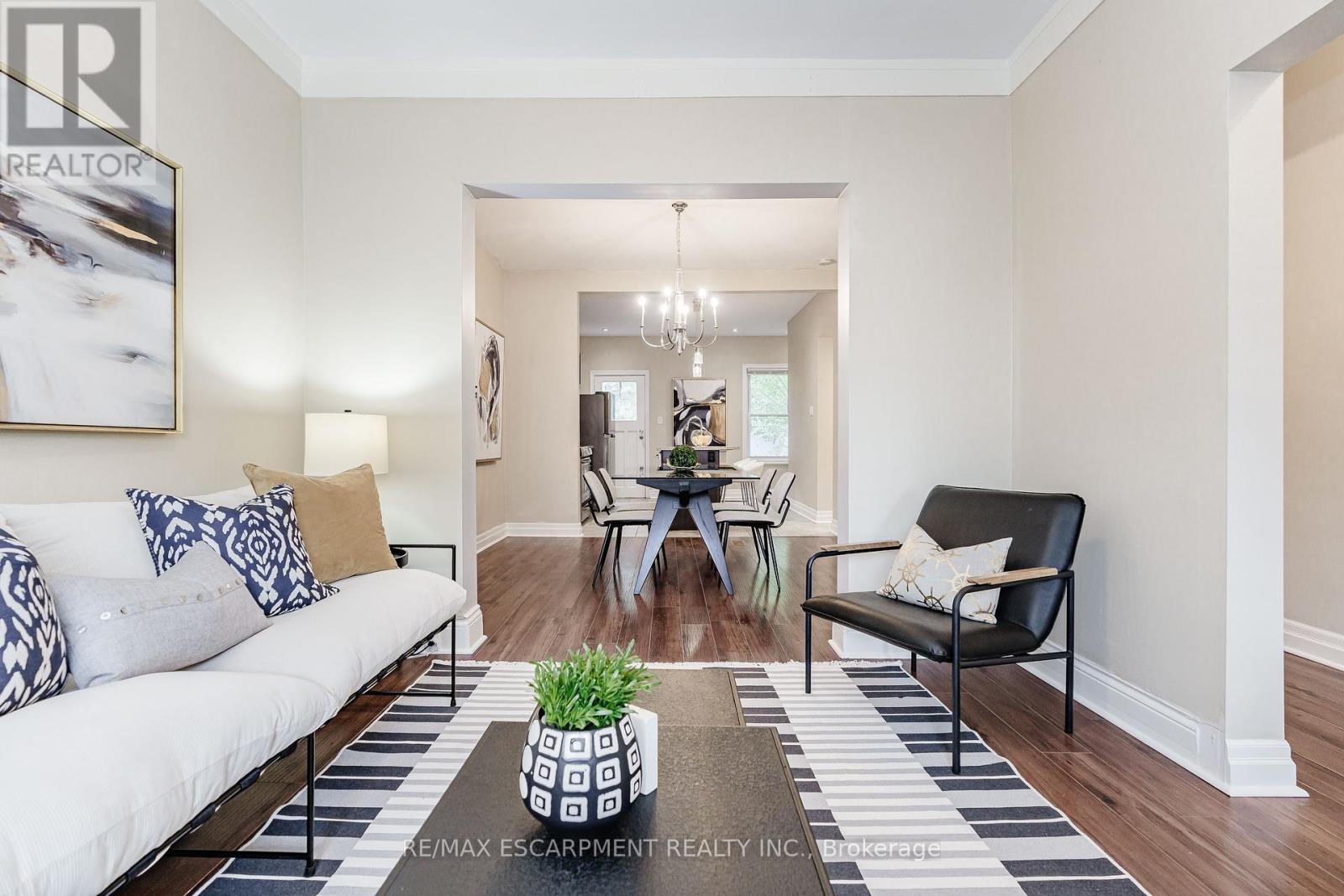 20 Burlington Street E, Hamilton, Ontario  L8L 4G2 - Photo 4 - X12341632