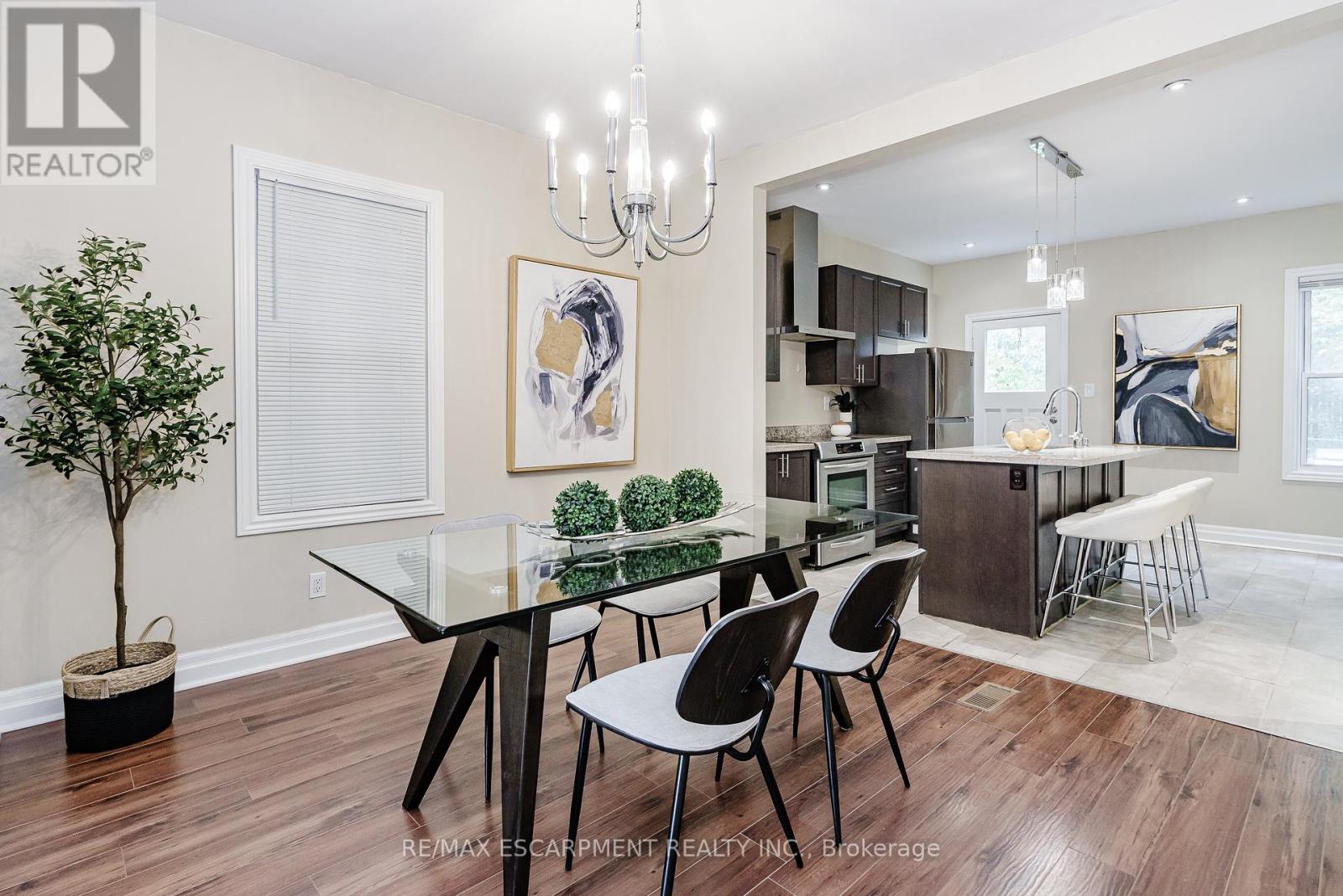 20 Burlington Street E, Hamilton, Ontario  L8L 4G2 - Photo 5 - X12341632