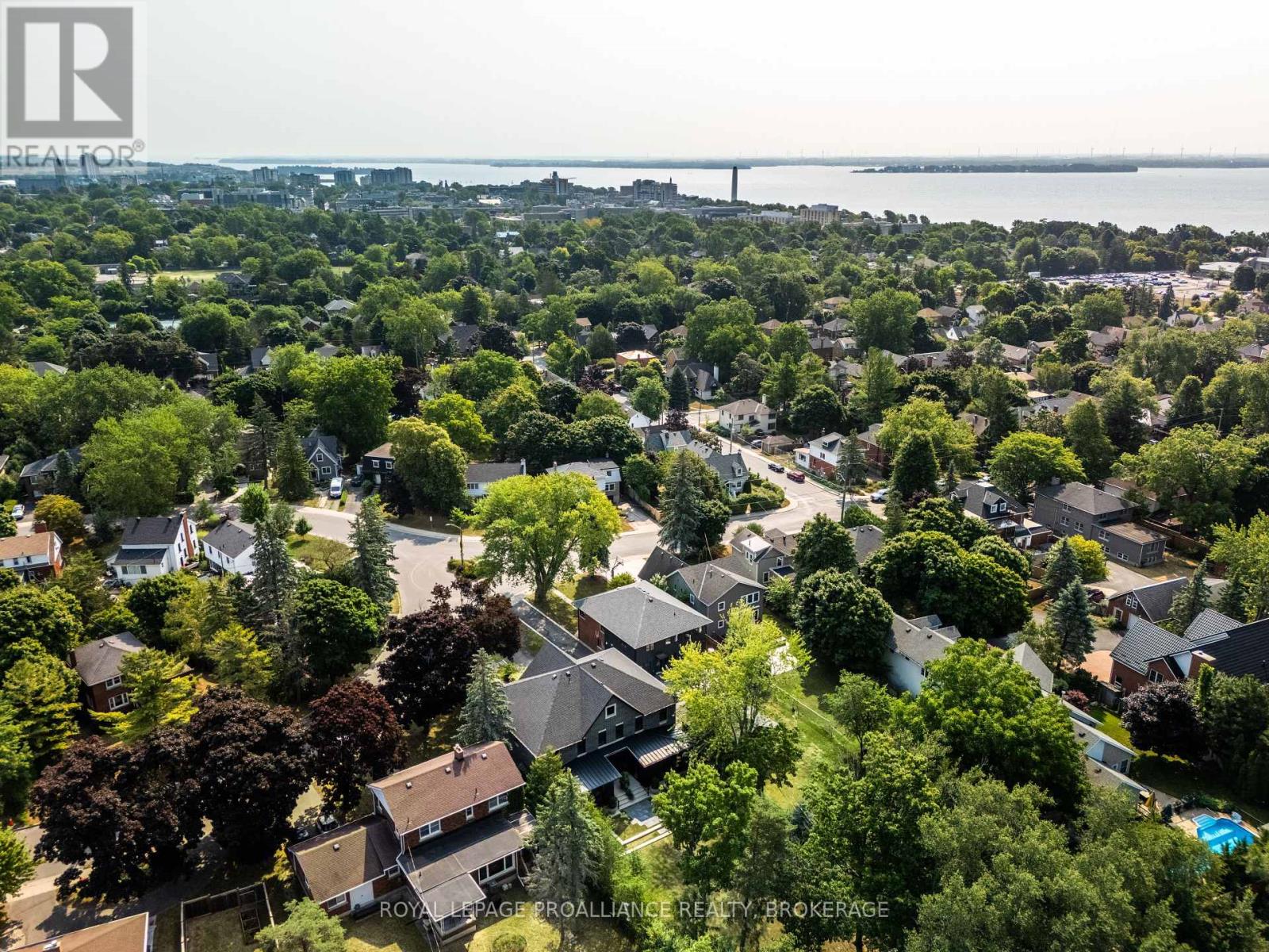 124 Churchill Crescent, Kingston, Ontario  K7L 4N2 - Photo 10 - X12341950