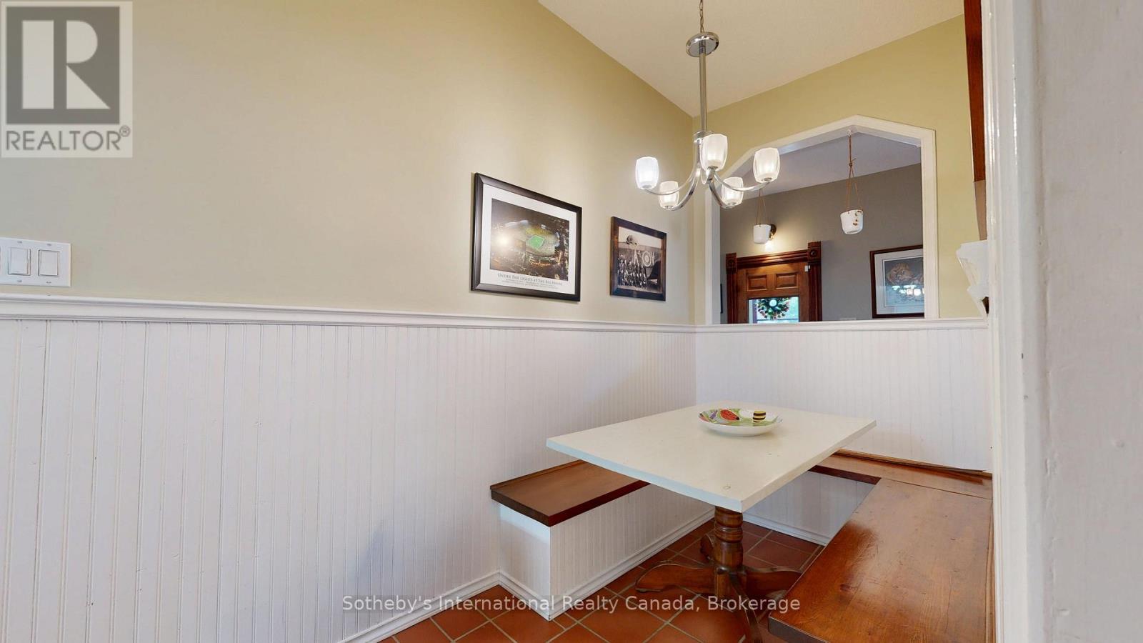 A - 103 Bruce Street S, Blue Mountains, Ontario  N0H 2P0 - Photo 10 - X12341854