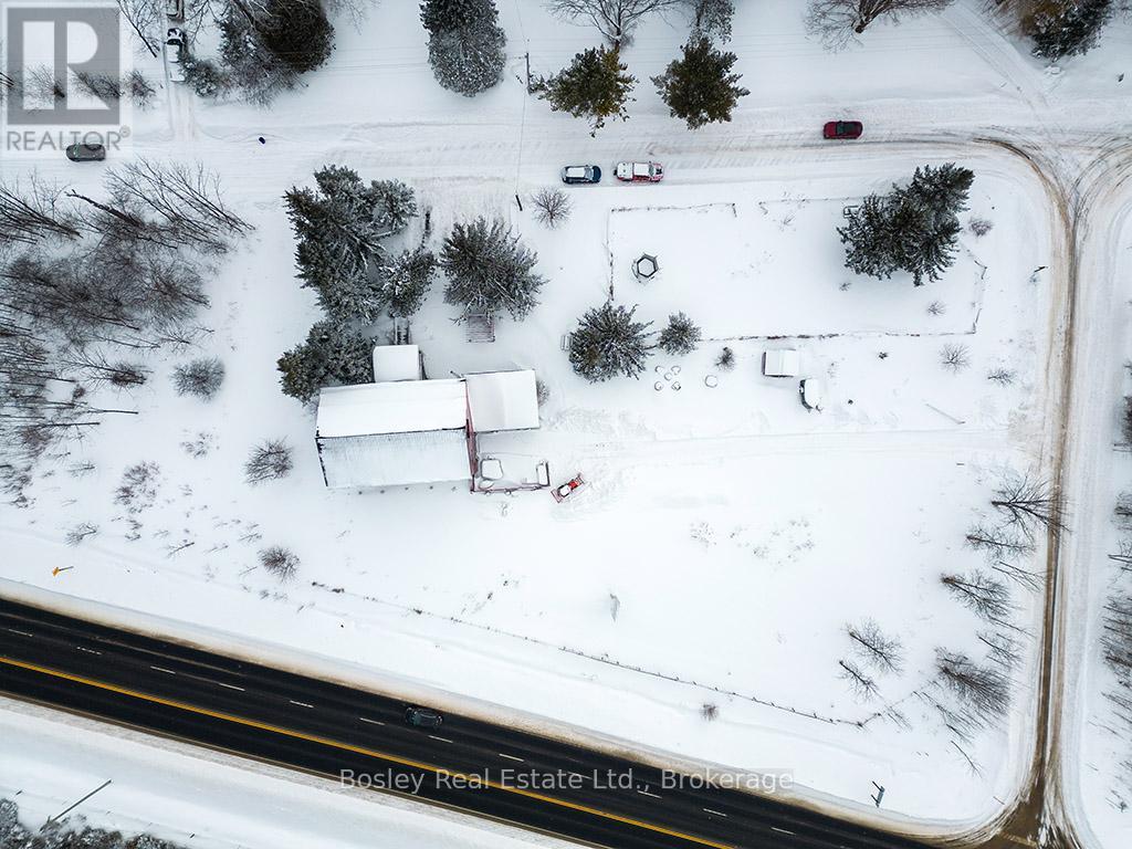 121 Old Highway 26, Meaford, Ontario  N4L 1W7 - Photo 12 - X12341865
